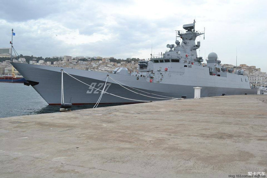 2015年11月5日返抵阿尔及利亚c28a型护卫舰首舰adhafer号(f-920)正式