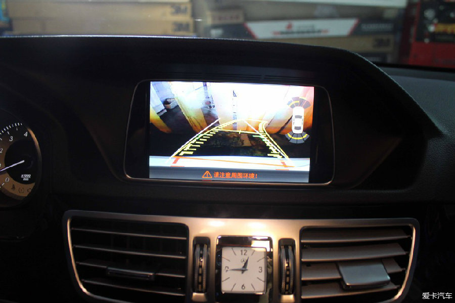天津奔驰E260加装原厂导航仪表显示语音功能