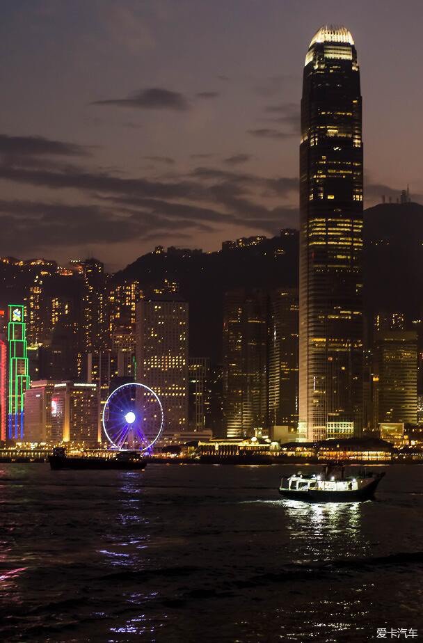 上海香港夜景对比哪个漂亮啊?_上海汽车论坛