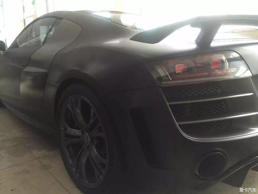 6X万!13年奥迪R8 GT V10迪拜王室定制版全球