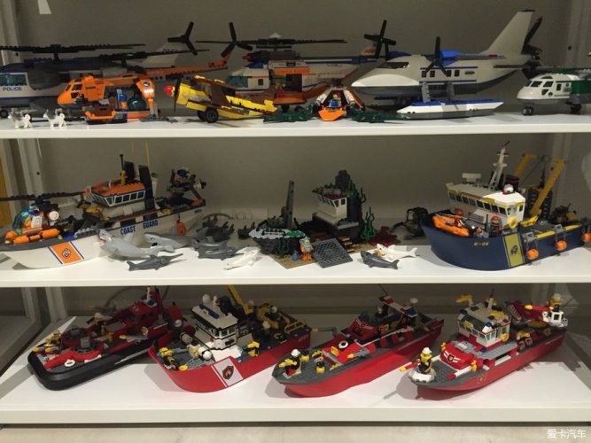 lego60095
