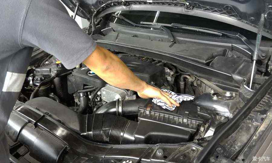 KDX凌动美肤汽车膜免费试用,撕膜、除胶、贴