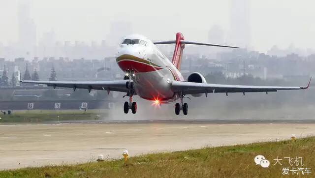 ARJ21飞过的那些“坎”-1814 