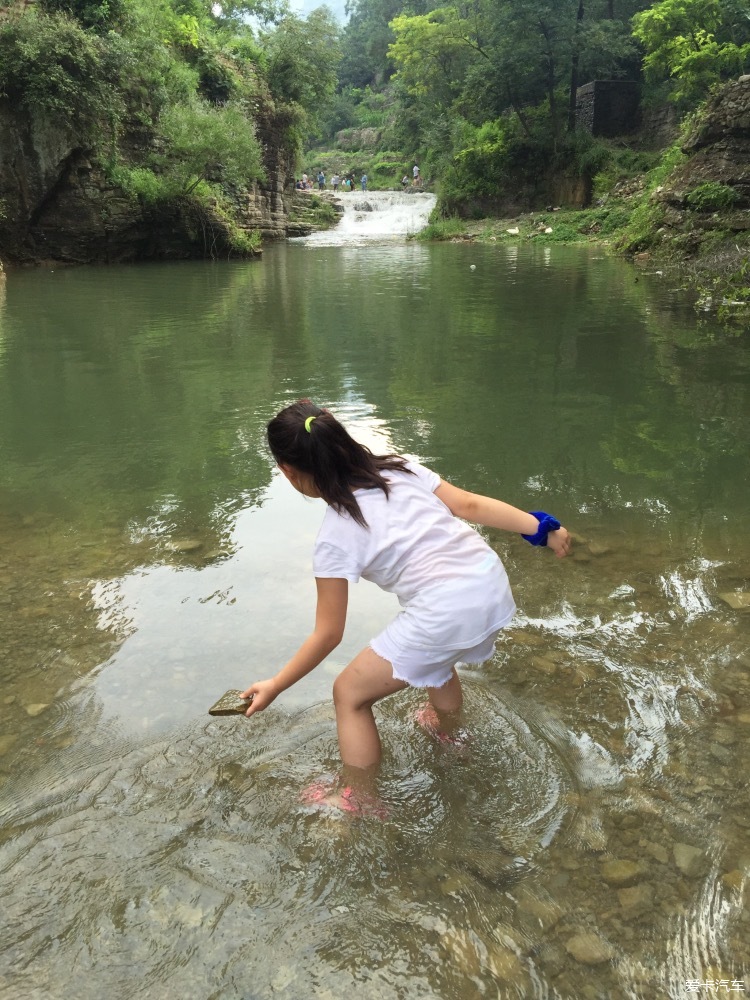 周末，与家女进山追寻活水源头，图片较多，还望给大家带来凉爽!_爱卡吃坛_吃喝FB论坛_美食论坛_爱卡吃坛论坛XCAR 爱卡汽车俱乐部