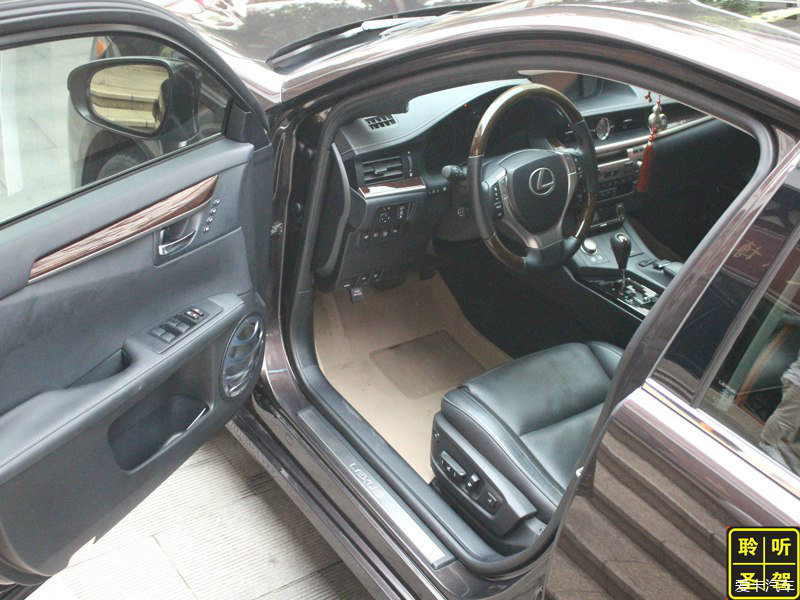 雷克萨斯E300改装德国RS -南宁聆听圣驾汽车