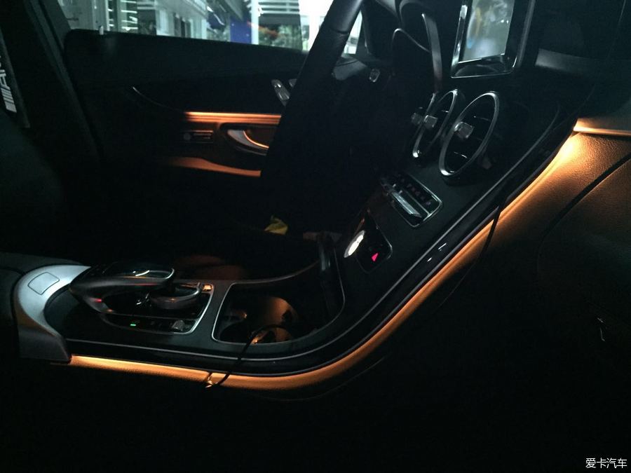 深圳奔驰C200L三色氛围灯,无损安装,你不知道