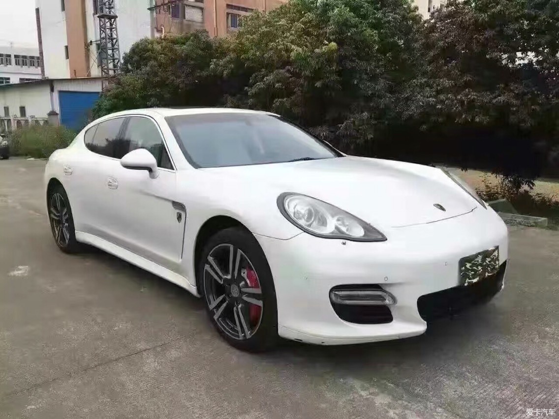 13年保时捷帕拉梅拉panamera 4.8turbo白色