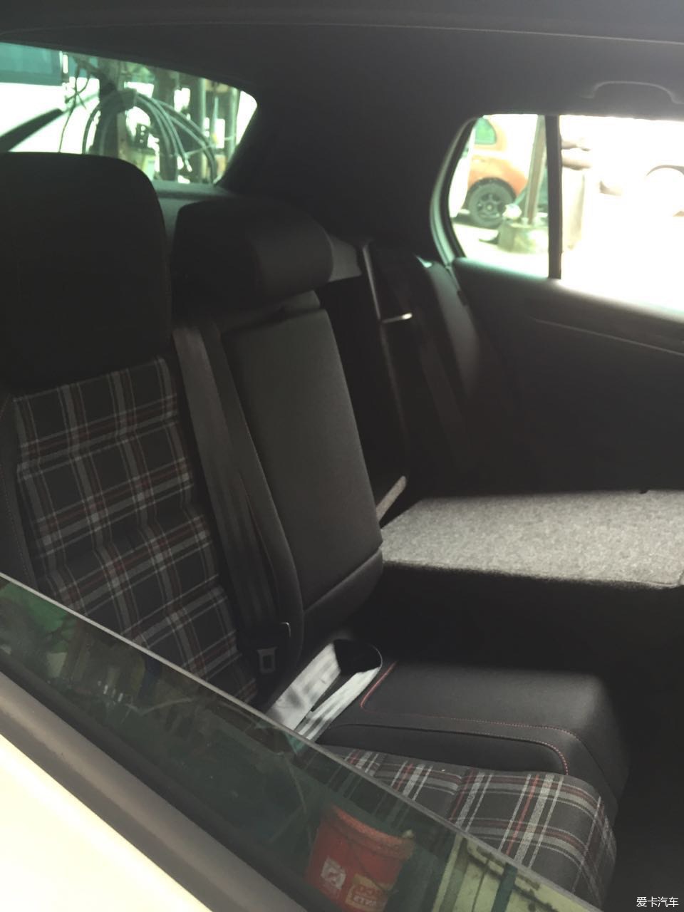 海外版-六代高尔夫/MK6-GTI.苏格兰格子布座椅