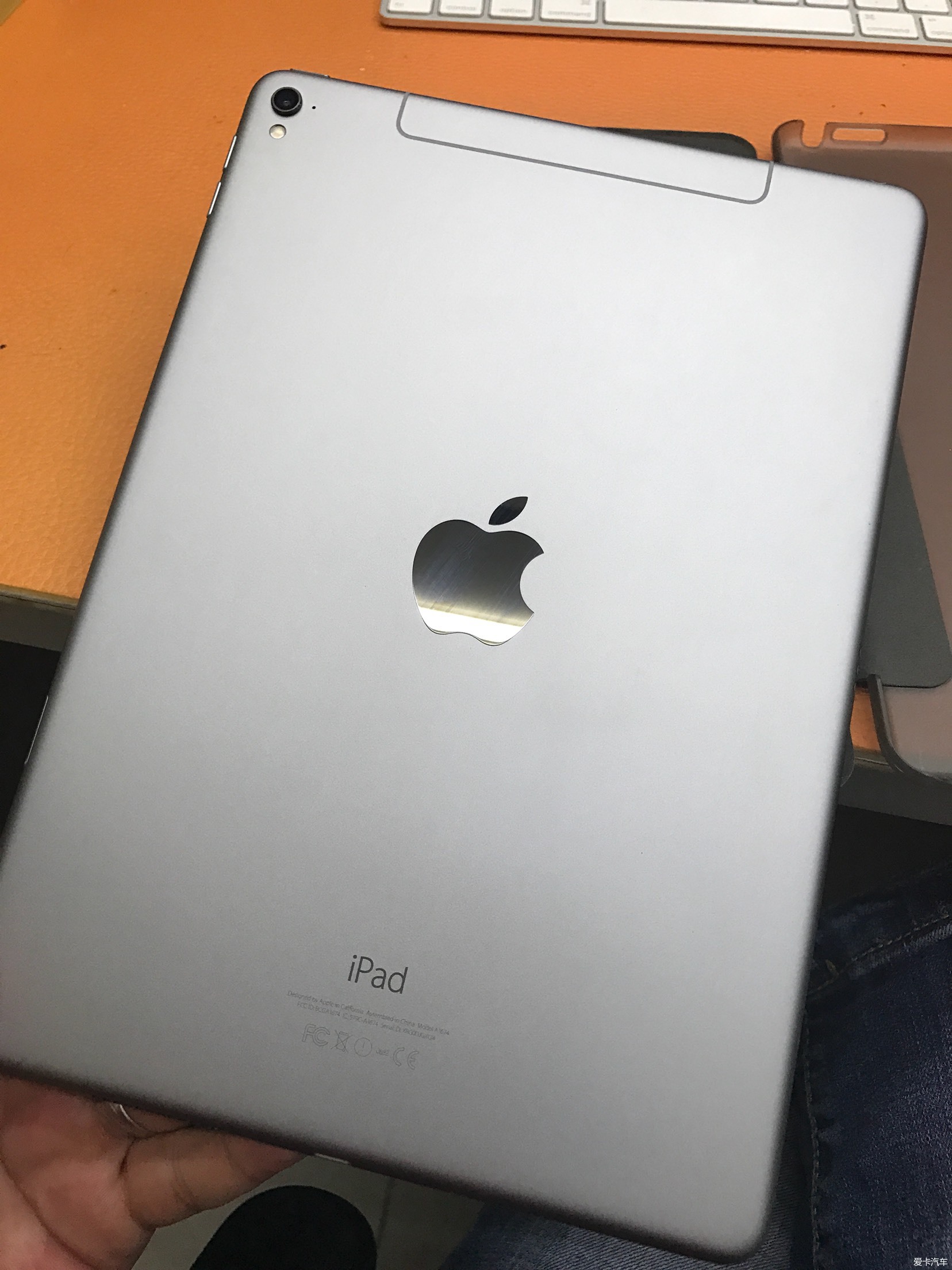 iPad 9.7pro 128G wifi+插卡 港行_深圳跳蚤市场