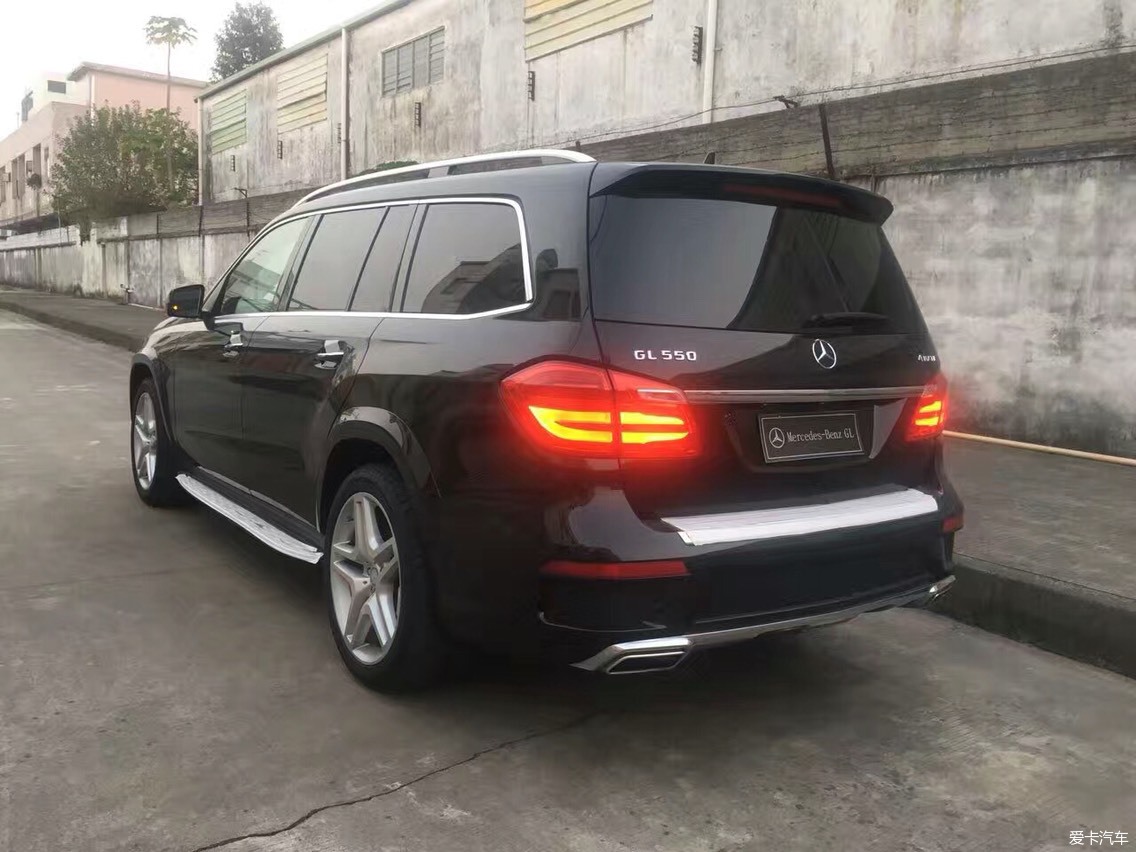 刚到2015奔驰gl550amg