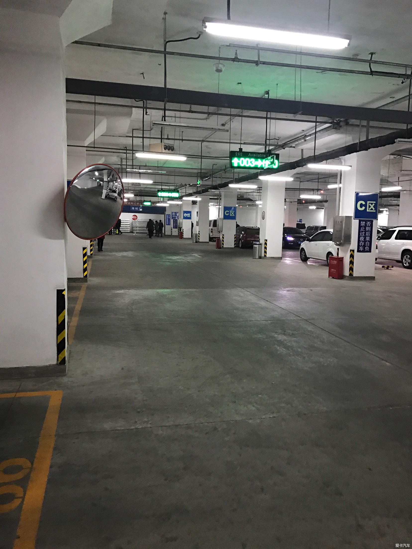来大庆西站接站,地下停车场已经开始使用了,附