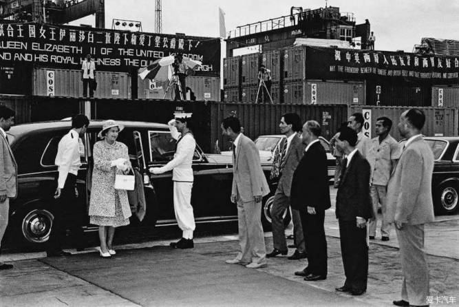 中国80年代人口_80年代的中国人发型 -朝鲜官方选出18种女性发型 已婚和未婚造