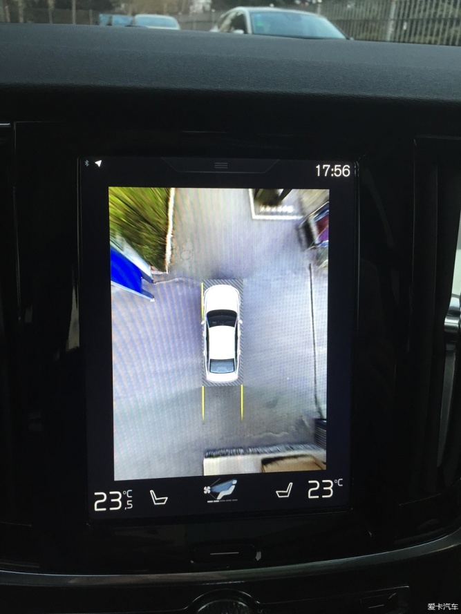 高清倒车影像和360度全景影像.