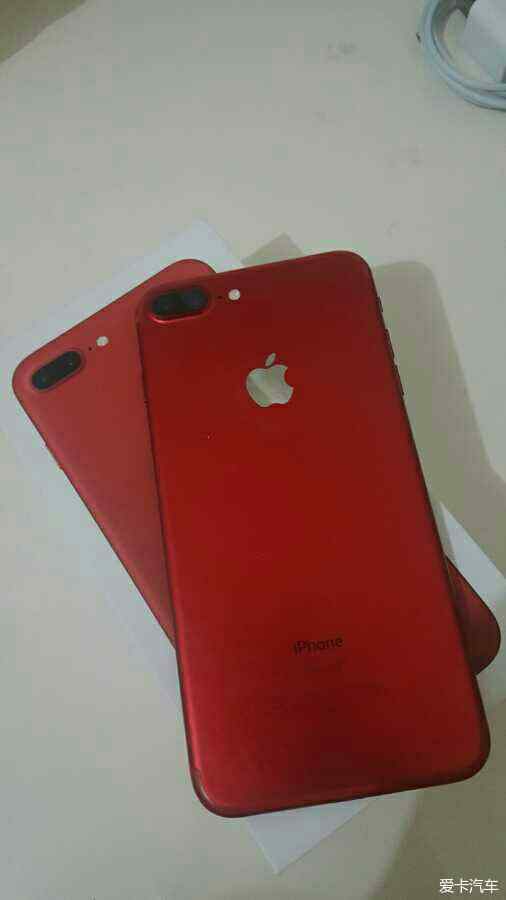 99.99新iPhone7plus128g中国红