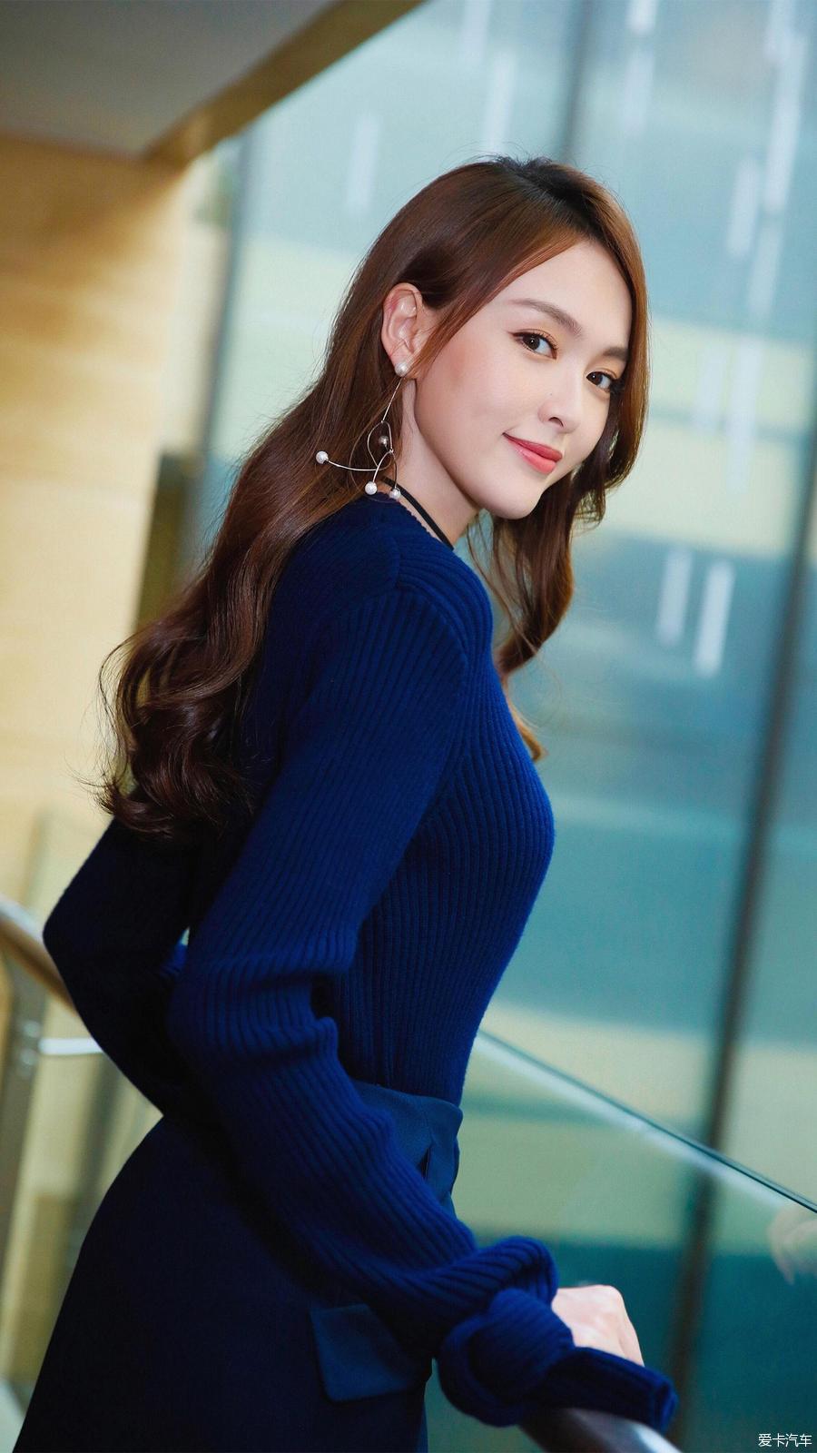 手机屏保中的高清美女图哪个好看
