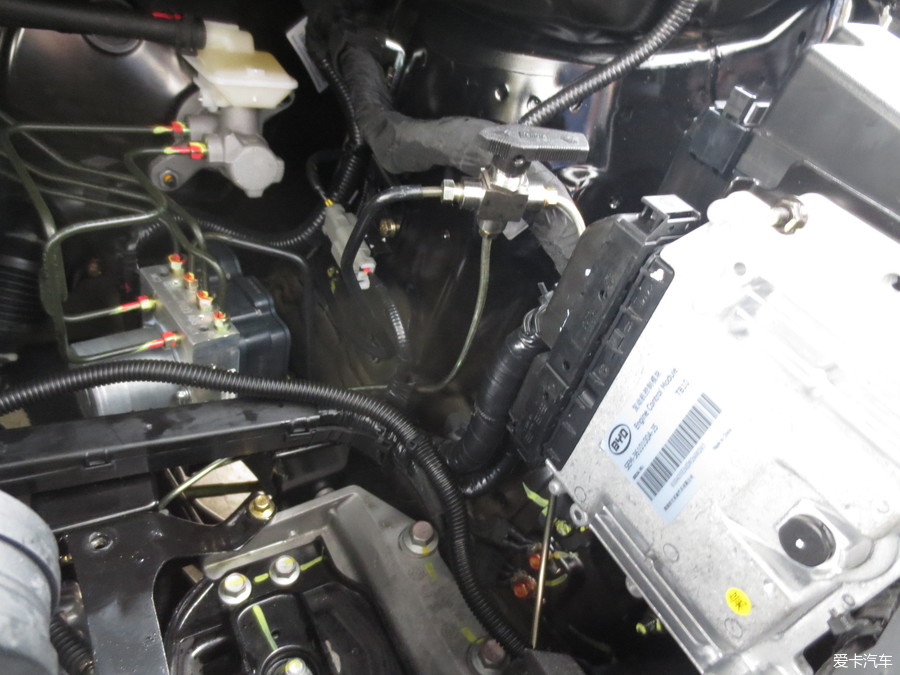 爱车比亚迪S6安装自动离合器过程，使用半年了~