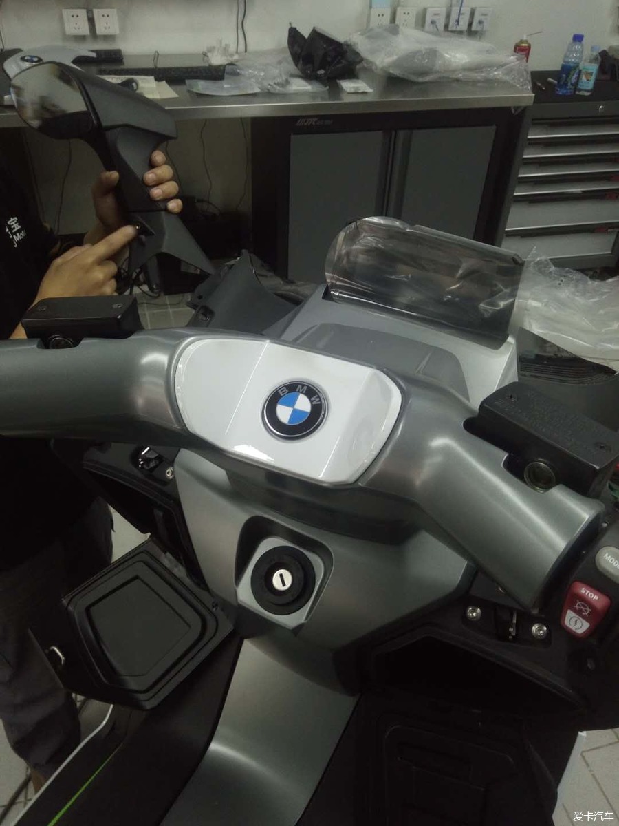 怒提 BMW C Evolution~小电动~