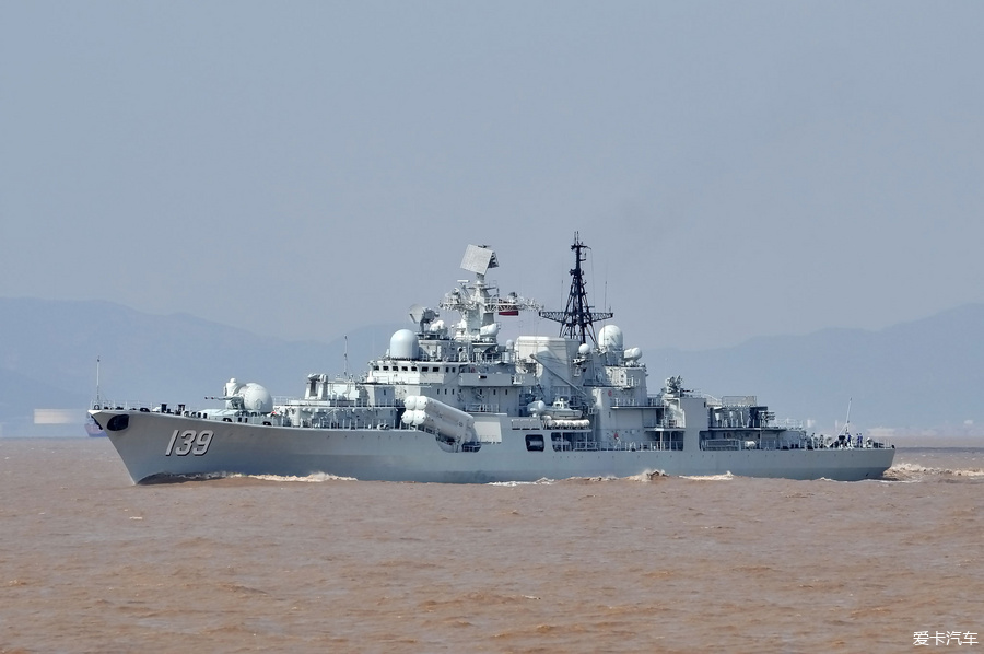 当年没有VLS的时代,中国海军那些拥有舰空导