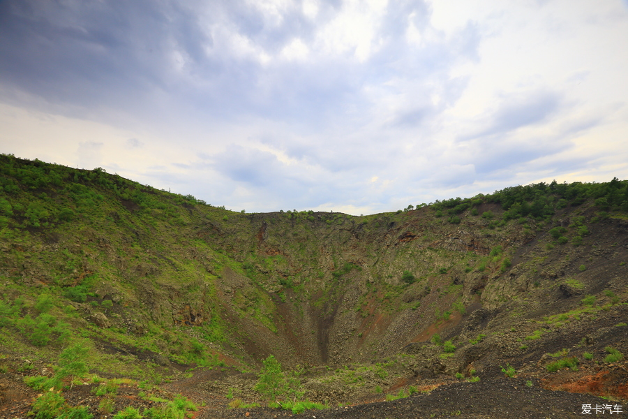 三百年火山口