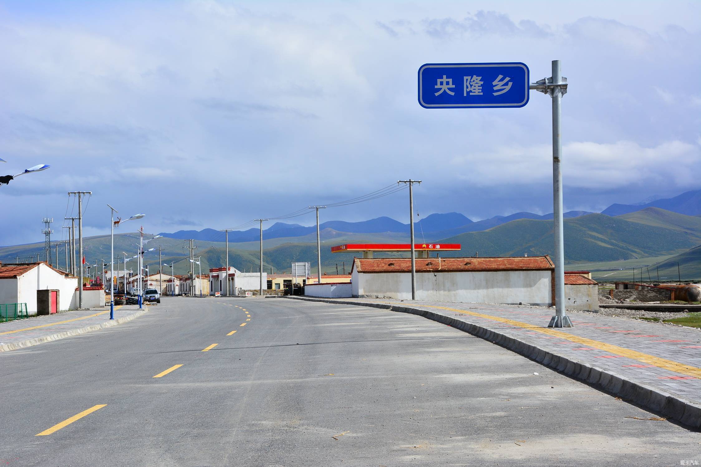 进入青海省祁连县央隆乡(青海省道s204)也叫二尕公路