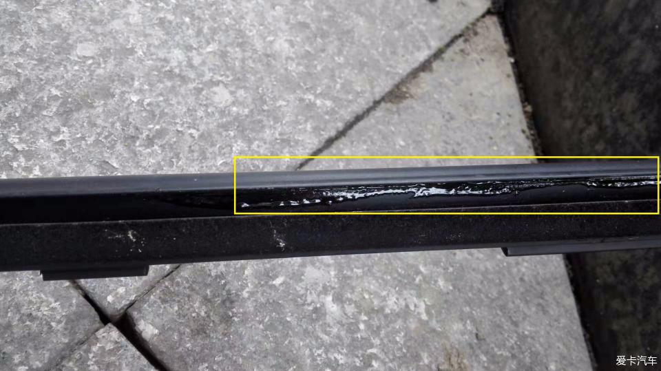 捷达门上面的胶条断开修复和玻璃压条断裂修复办法，很简单
