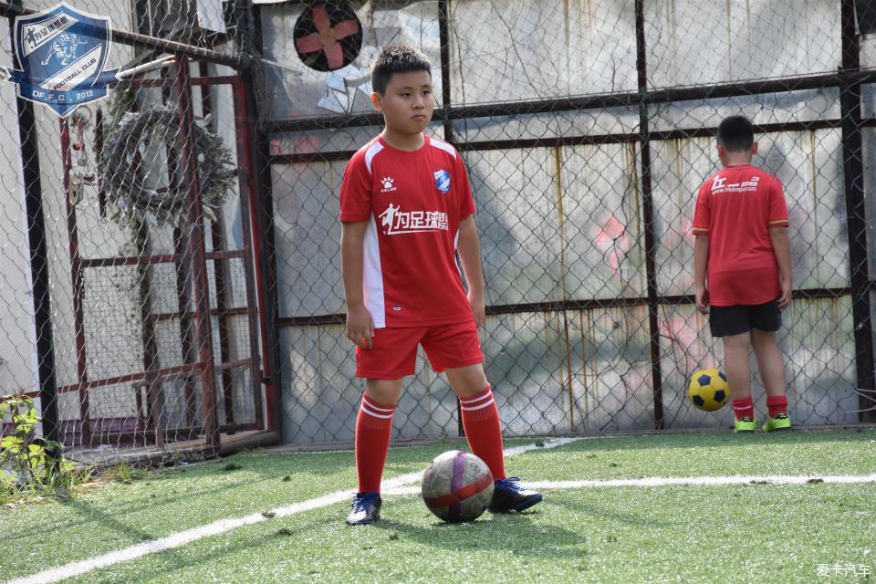 深圳青少年足球培训