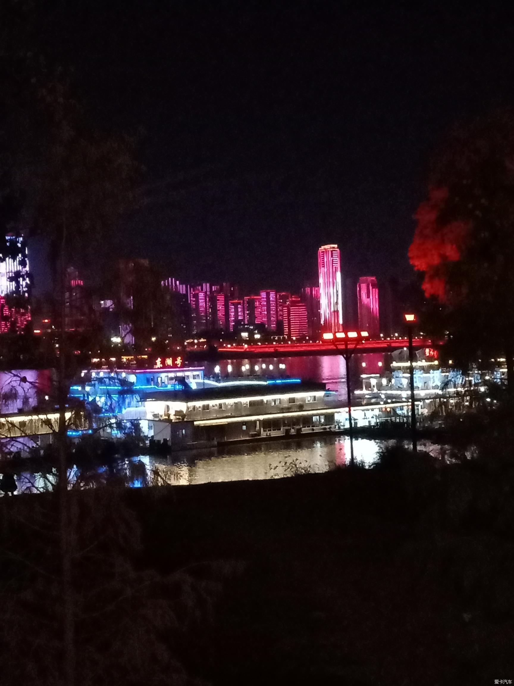 大武汉的夜色真漂亮
