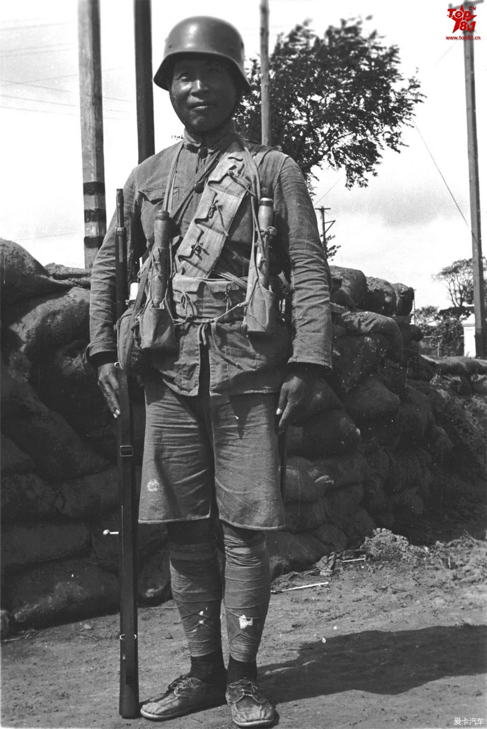 【图】老照片:守卫上海阵地作战的国军士兵,1937年