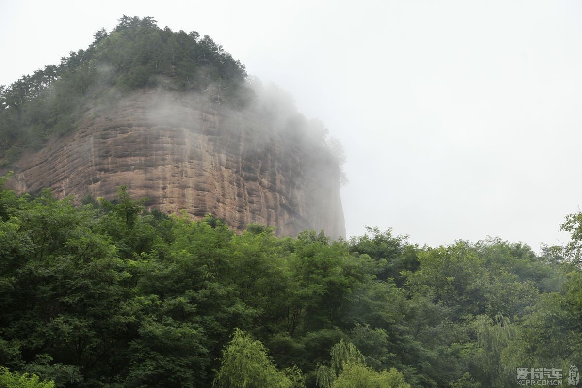 真不愧是天水八景之首的"麦积烟雨"