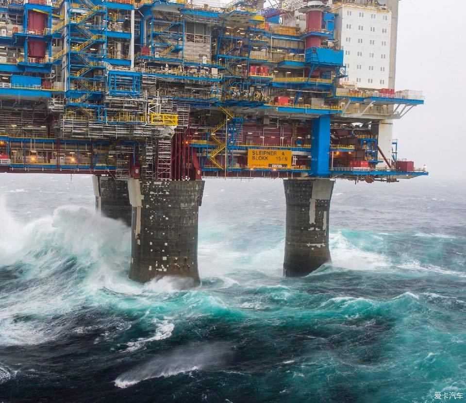 挪威石油在北海的海上钻井平台