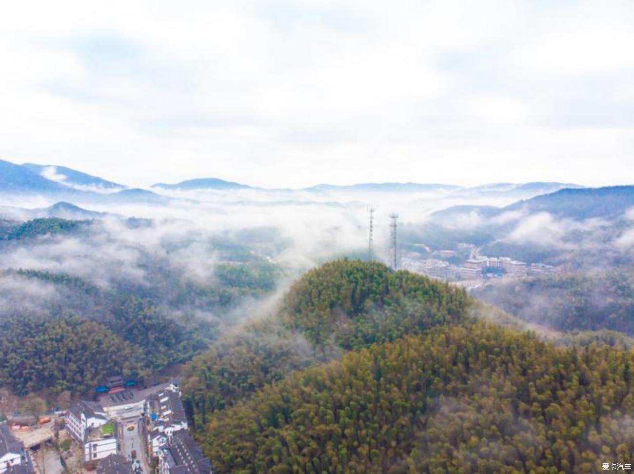 南昌湾里太平镇,一个坐落于自然山谷之中的小镇,这里地处梅岭风景区