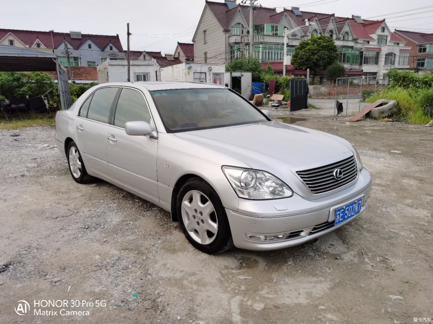 2004年雷克萨斯ls430