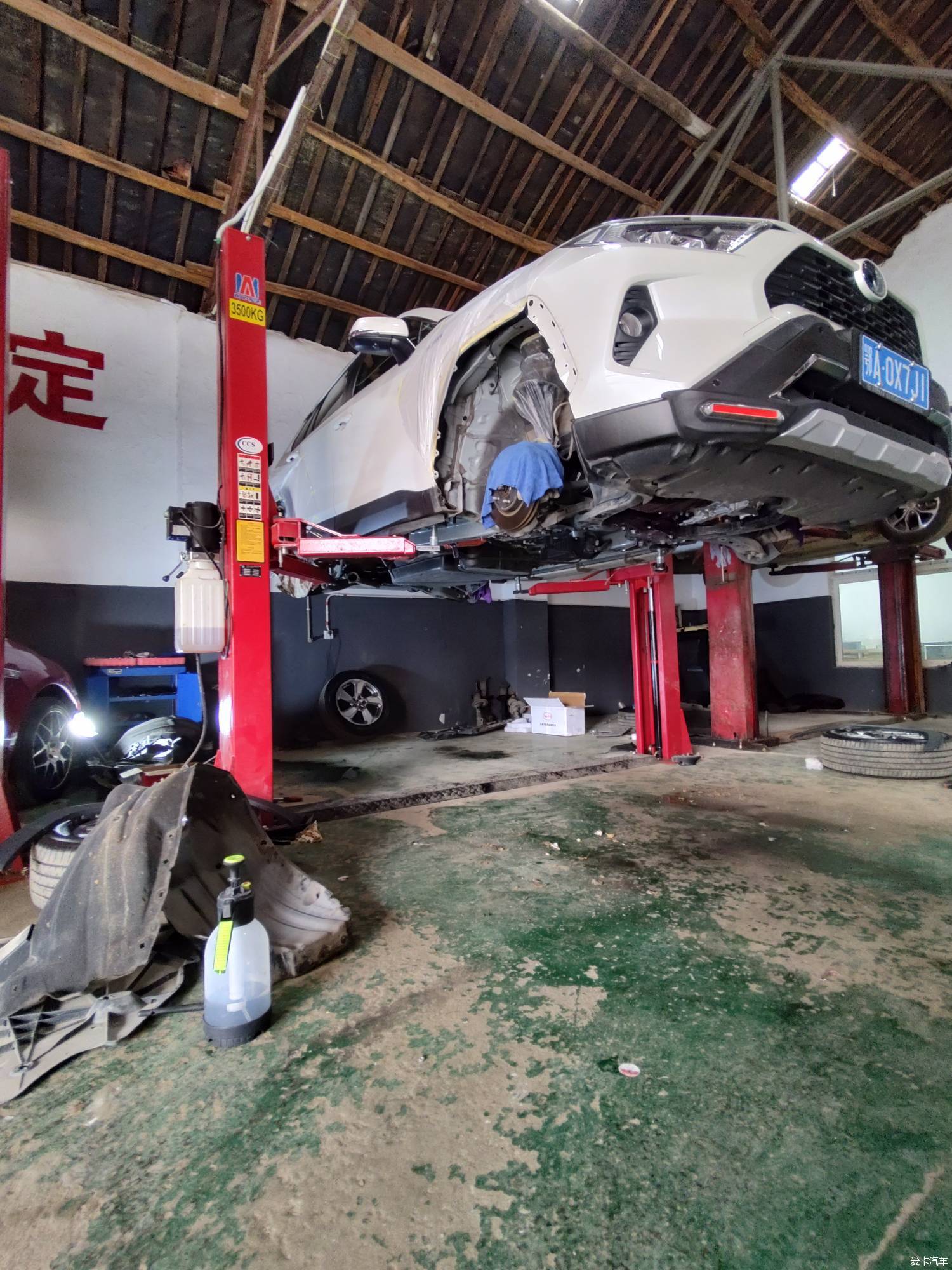 施工的周末-rav4底盘装甲(汉高-3000plus)体验