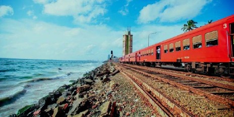 《海鸥看世界：体验斯里兰卡小火车（二）》