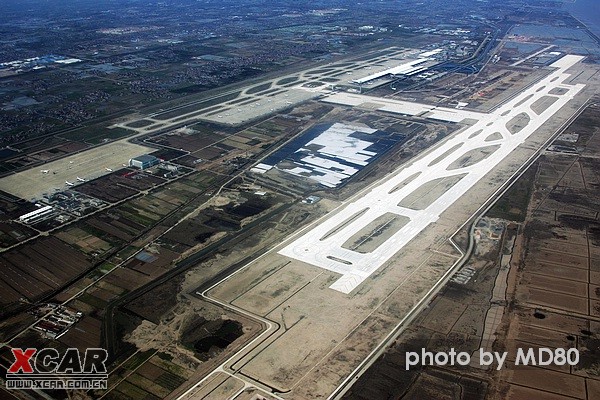 空中俯瞰上海浦东国际机场