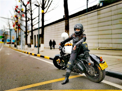 重庆哈雷女骑士报道