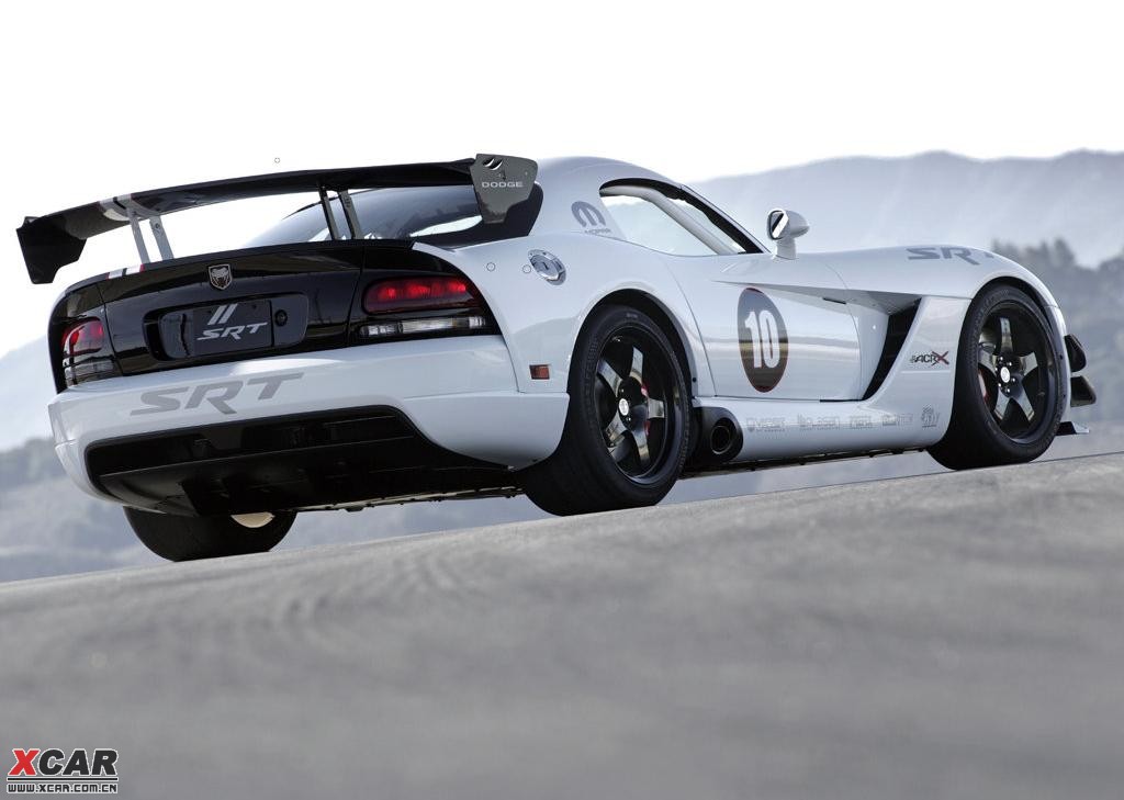 純粹的駕駛機器2010款dodge viper srt10 acr-x(race car)