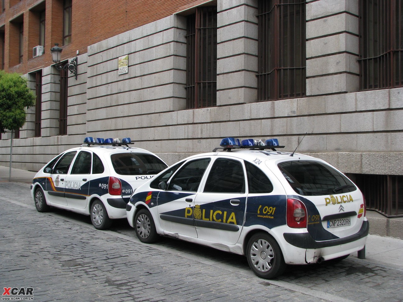 在西班牙拍到的bjs警车… 查看本楼