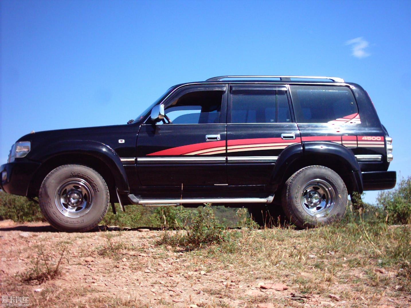 賣仿豐田陸地巡洋艦lc100的京牌fq6510越野車(2011年)