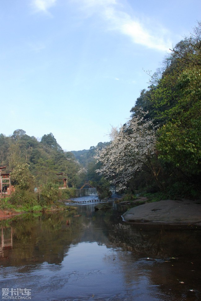 暖暖春風途安行,綠意紅砂天台韻(邛崍天台山)精華