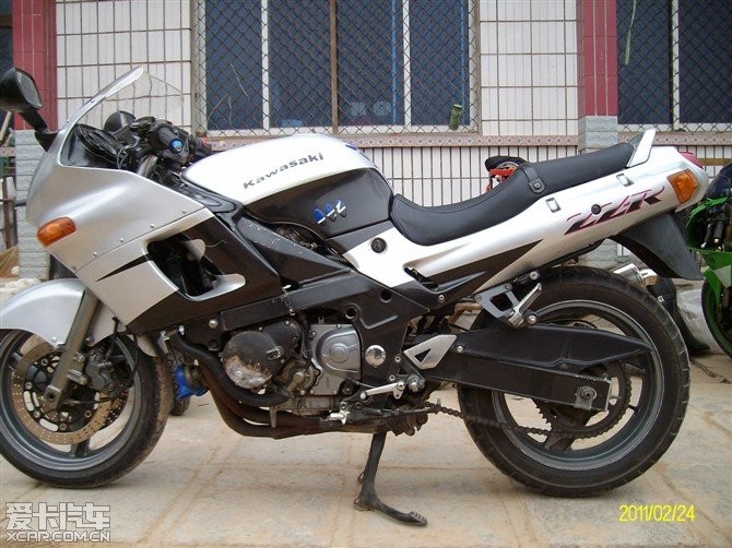 川崎zzr400图片