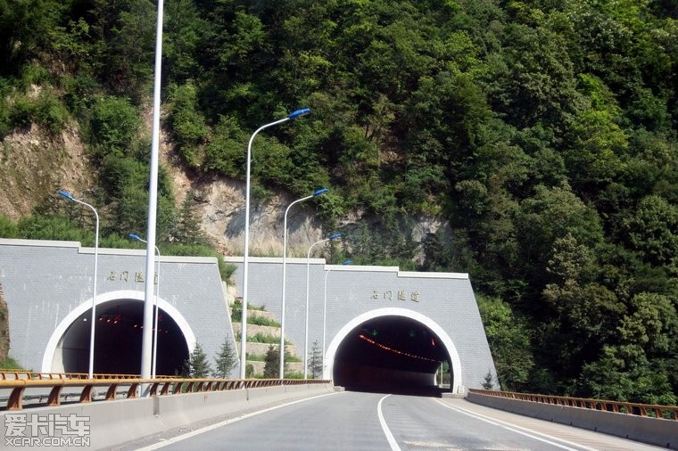 宝汉高速隧道图片图片