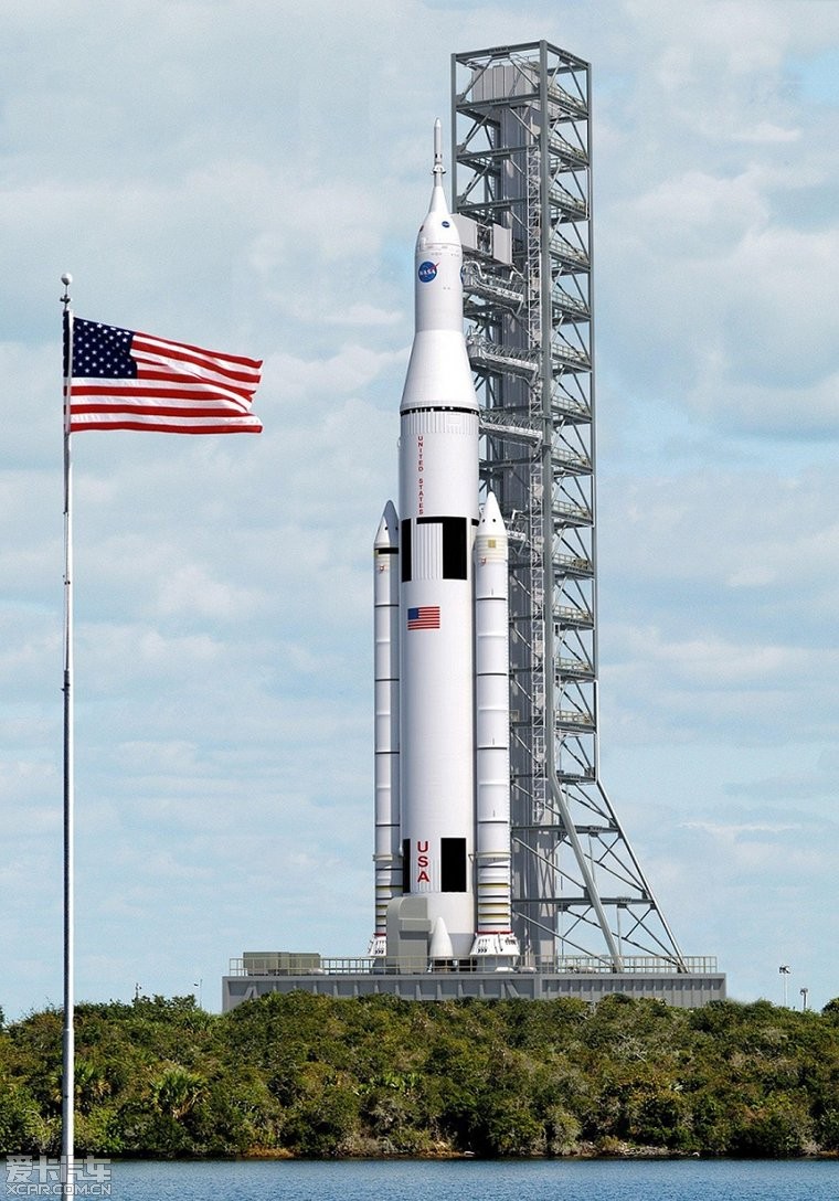                    sls巨型火箭
