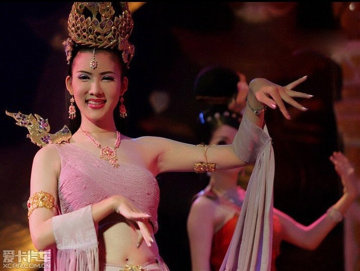 泰国人妖皇后比女人还女人