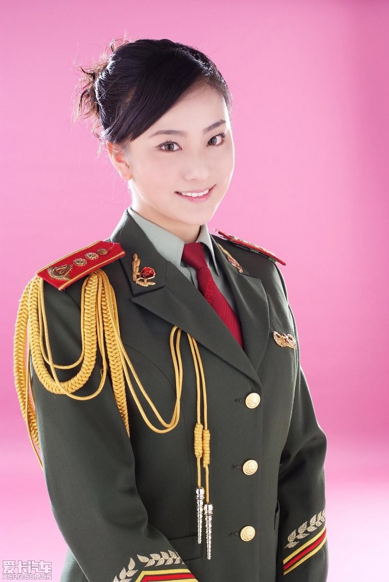 中国最美海陆空女军花图片