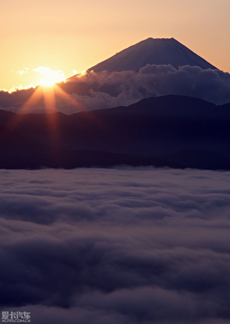 富士山日出