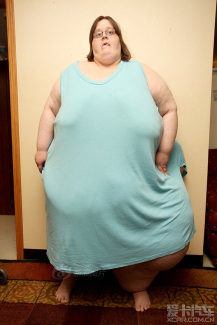 > 世界最胖女人38岁收获21岁真爱