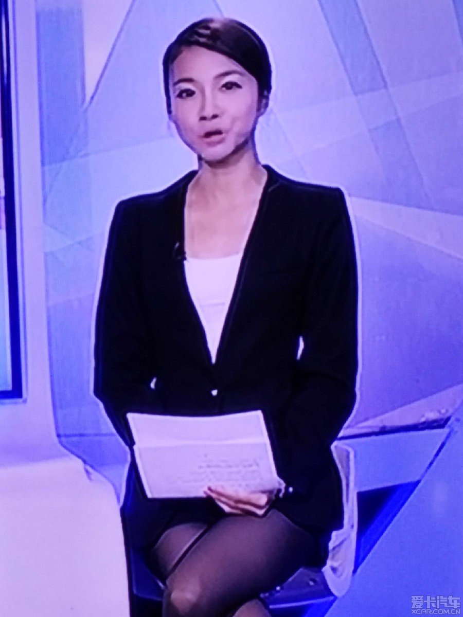 今晚广东体育新闻女主播,亮点自己找