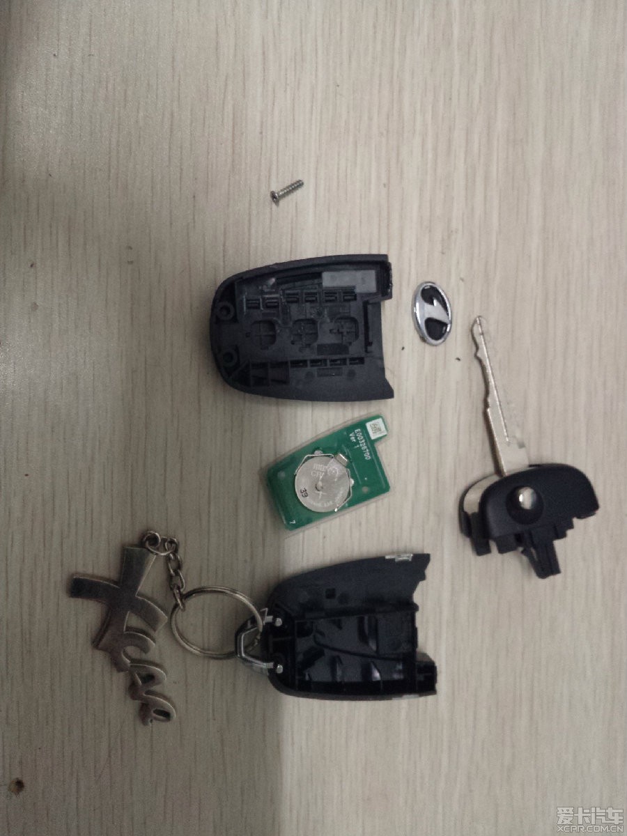 绅宝d50车钥匙拆卸图片