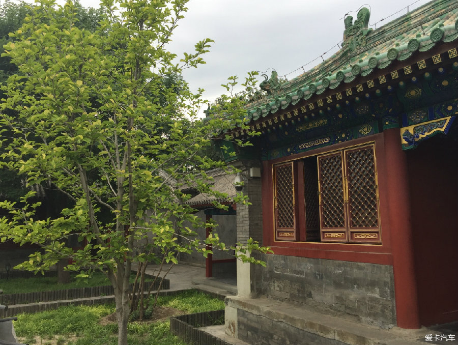 [转发] 了解北京悠久历史 参观清代恭王府花园